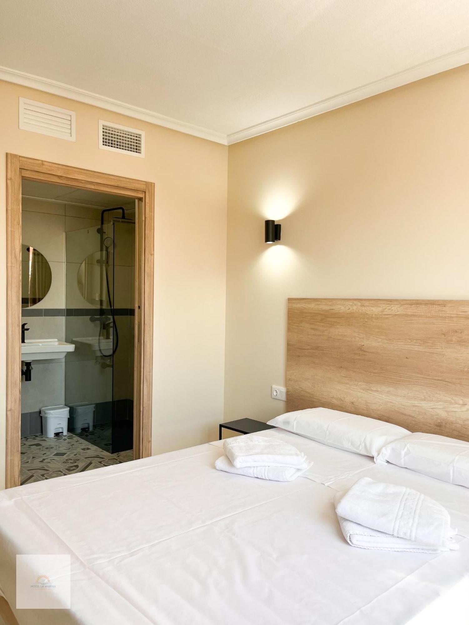 Hotel La Marina Elche Luaran gambar
