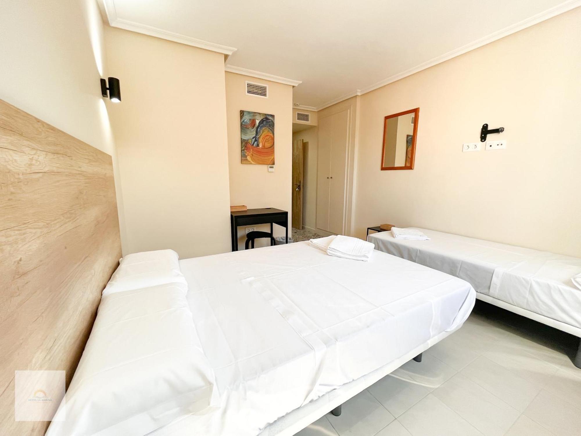 Hotel La Marina Elche Luaran gambar