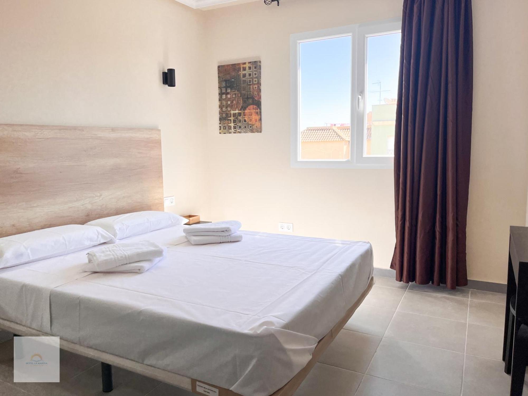 Hotel La Marina Elche Luaran gambar