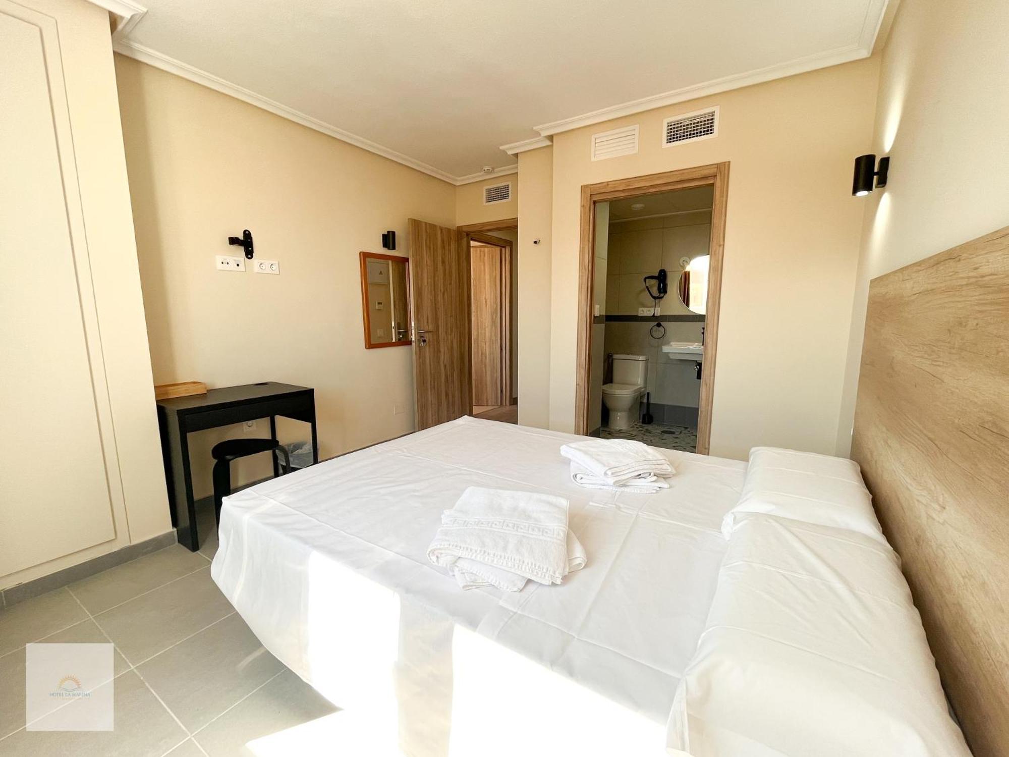Hotel La Marina Elche Luaran gambar